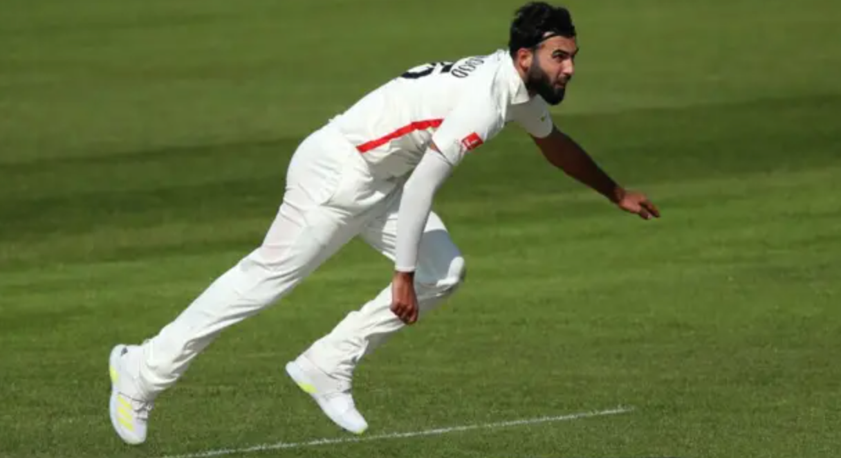 Saqib Mahmood Eyes Test Cricket Return with Lancashire White-Ball Contract
