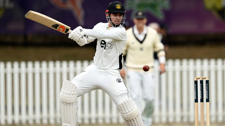 Victoria on Brink of Victory as Curtis and Cartwright Battle in Sheffield Shield Clash