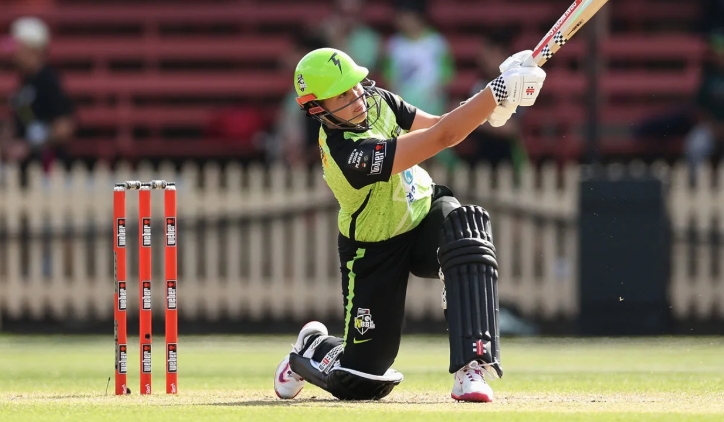 Alyssa Healy's Injury Opens Door for Georgia Voll's Australian Debut Against India