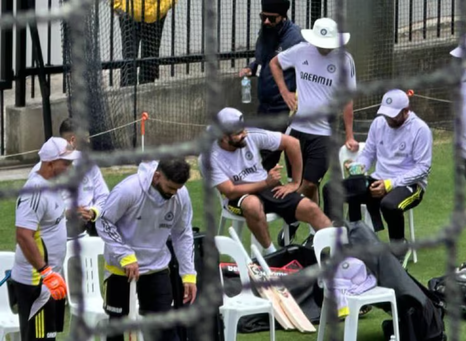 Rohit Sharma Suffers Knee Injury During Melbourne Nets Session