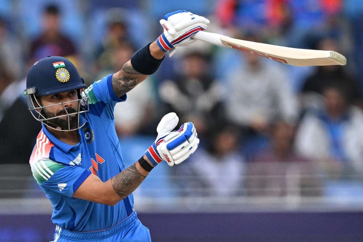 दुनिया में ऐसा करने वाले पहले खिलाड़ी बने विराट कोहली, ICC Tournament में रचा इतिहास