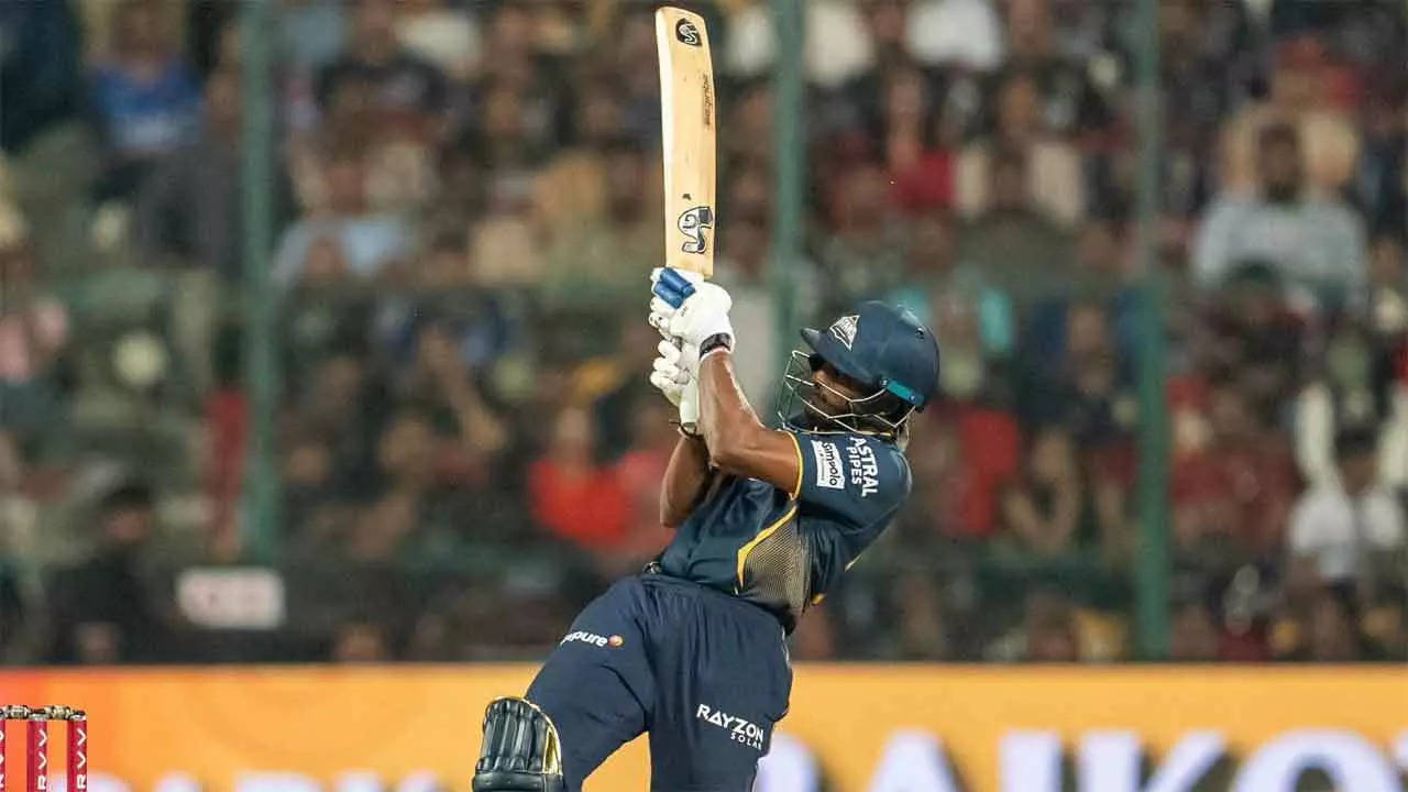 IPL 2025 Orange And Purple Cap: ऑरेंज कैप में सुदर्शन और पर्पल कैप में हेजलवुड की बादशाहत बरकरार, देखें पूरी स्तिथि