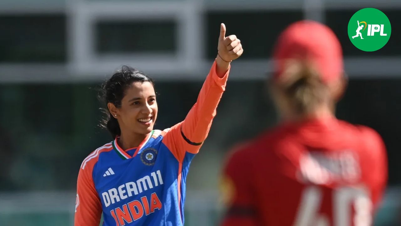Smriti Mandhana ने शतक लगाकर रचा इतिहास, विश्व क्रिकेट में ऐसा करने वाली पहली महिला क्रिकेटर बनीं 