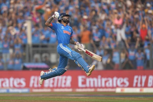 Virat Kohli Becomes First Cricketer to Surpass 900 Rating Points Across All Formats