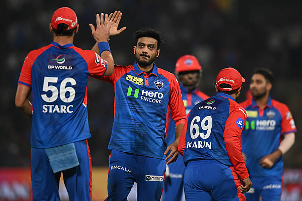 Delhi Capitals Likely to Replace Axar Patel as Captain Ahead of IPL 2026; KL Rahul, Faf du Plessis in Radar: Reports