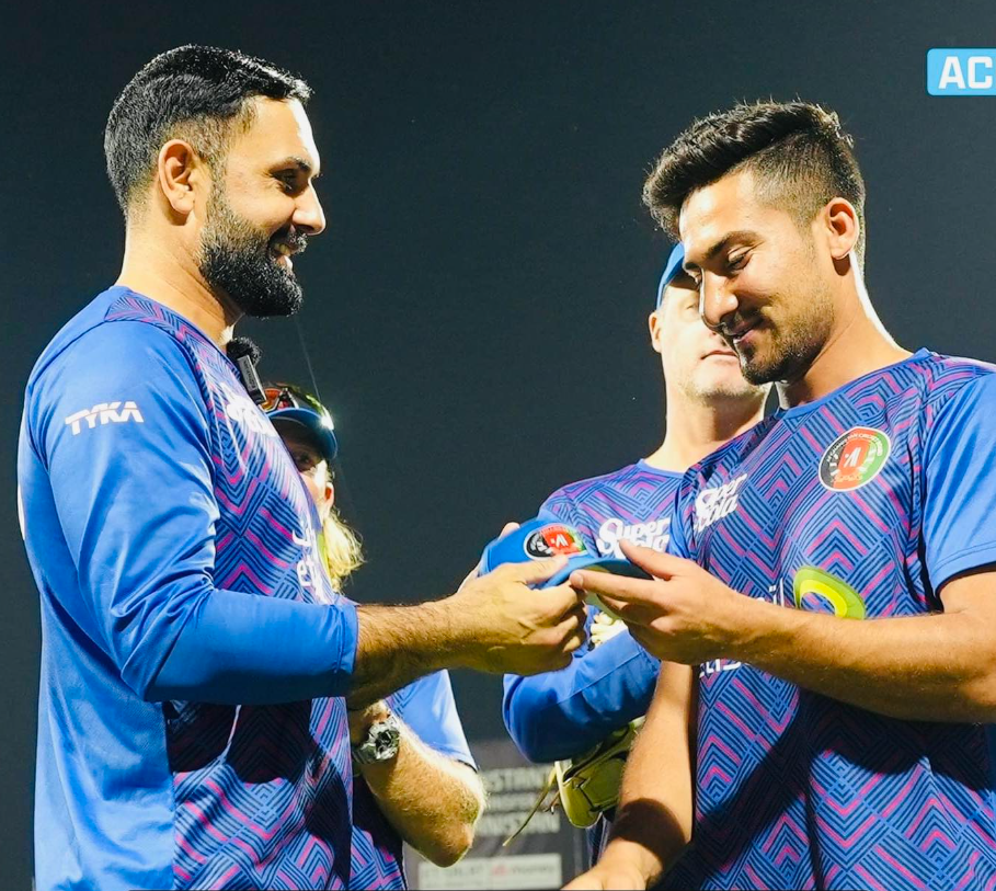 इजाज़ अहमद अहमदज़ई