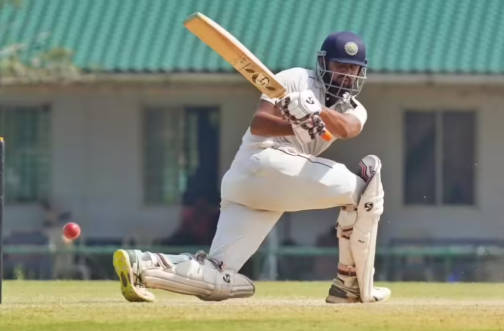 ईशान गाडेकर
