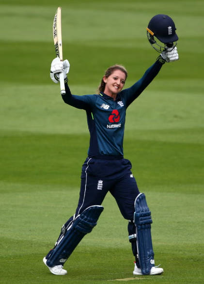 सारा टेलर