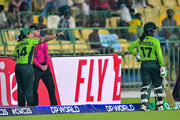 Muneeba Ali’s Controversial Run Out Explained in IND W vs PAK W Women’s WC 2025