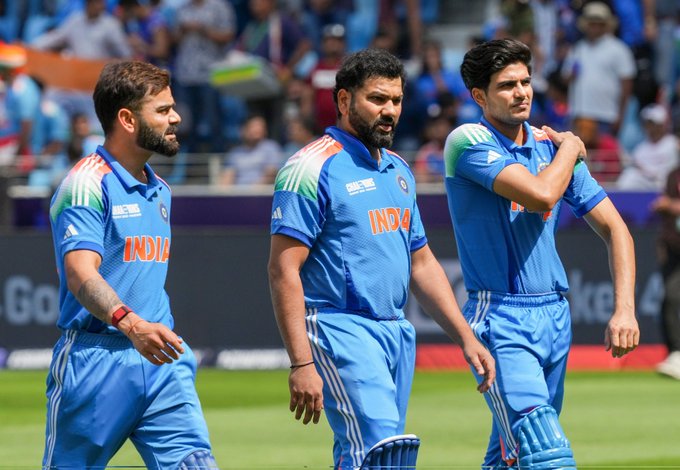 Virat Kohli and Rohit Sharma Reach New Delhi Ahead of Australia Tour: Reports