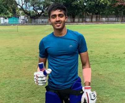నిలయ్ నేవాస్కర్