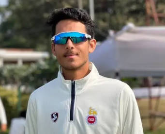 Dev Lakra
