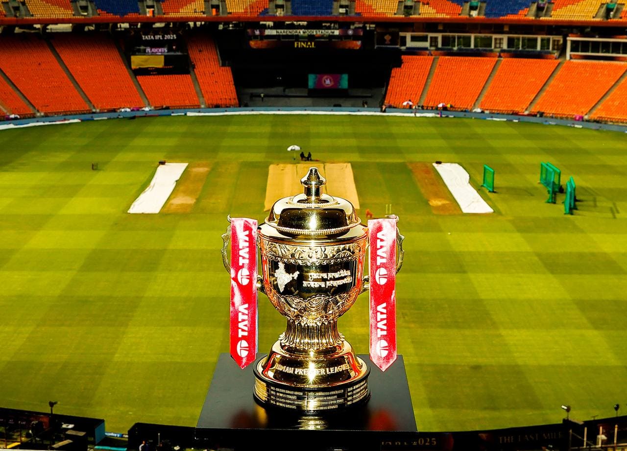 IPL 2025: Revenue Declines ₹16,400 Crore Due to Media Mergers and RMG Ban