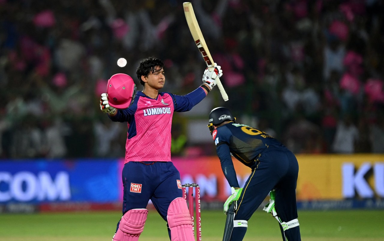 IPL 2025 में 16 साल से कम उम्र के खिलाड़ियों को खेलने देना सही?