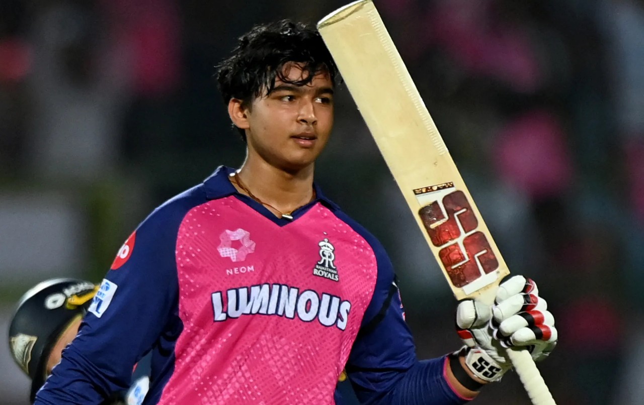 IPL के इतिहास में सबसे कम उम्र में शतक बनाने वाले 5 युवा खिलाड़ी