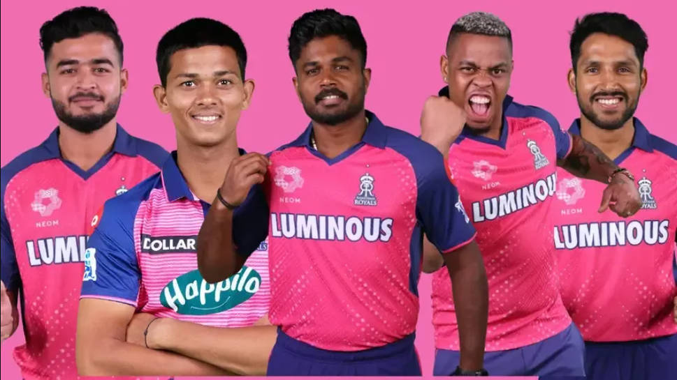 लाइनअप फोटो गैलरी