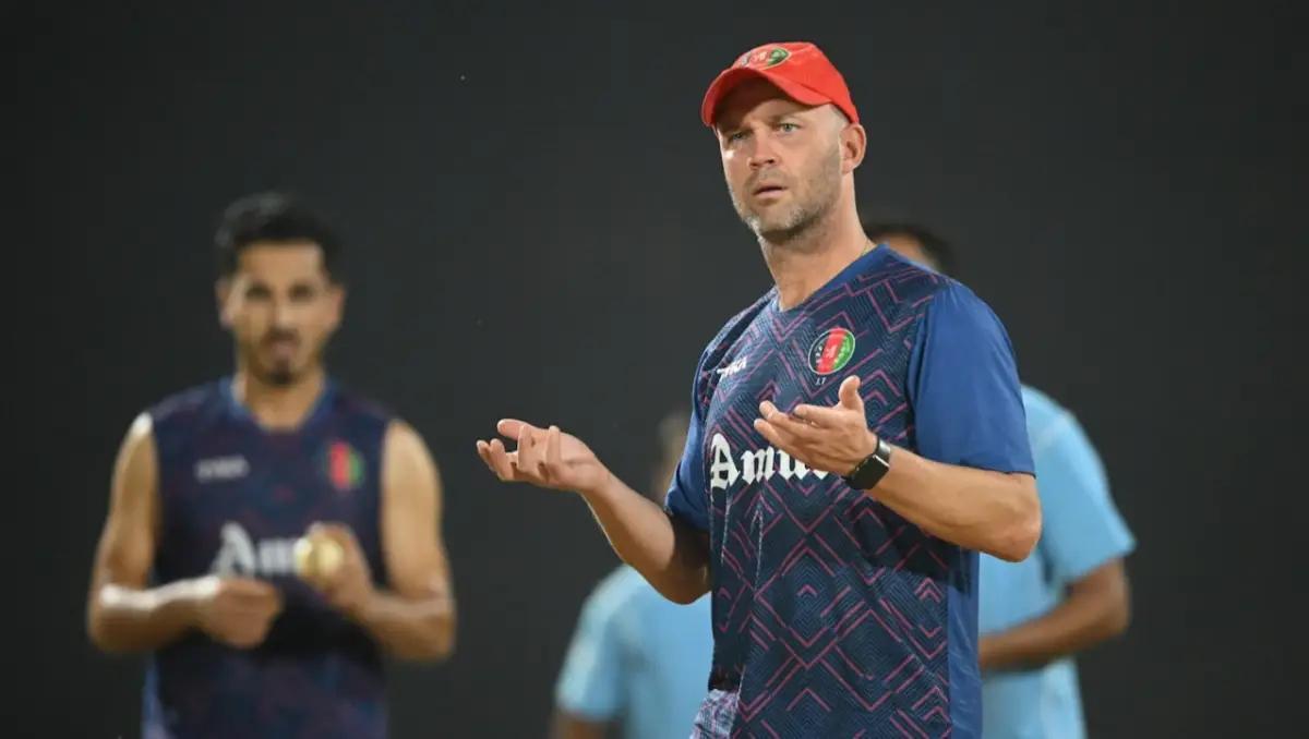 अफगानिस्तान क्रिकेट: जोनाथन ट्रॉट का टी20 विश्व कप 2026 के बाद इस्तीफा और नई कोचिंग रणनीति