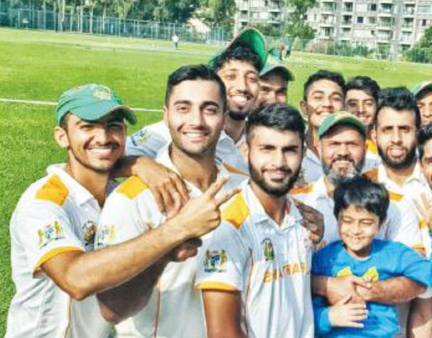 Mohsin Khan (1998-8-3)
