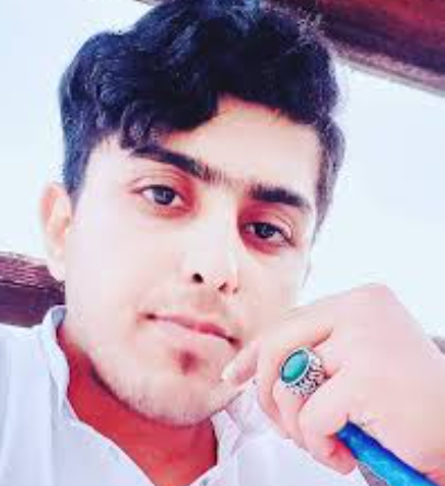  नविद बलूच 
