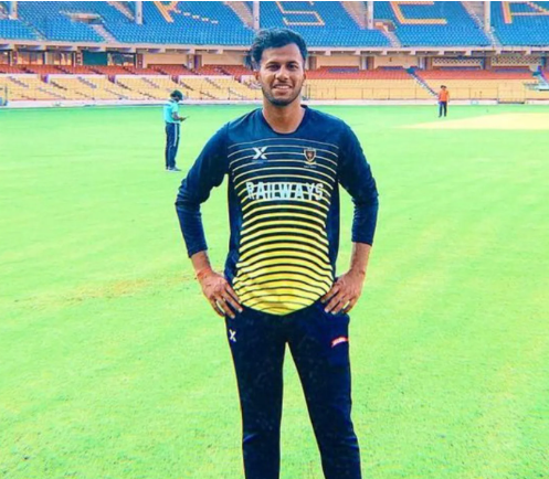 ఆకాశ్ పాండే