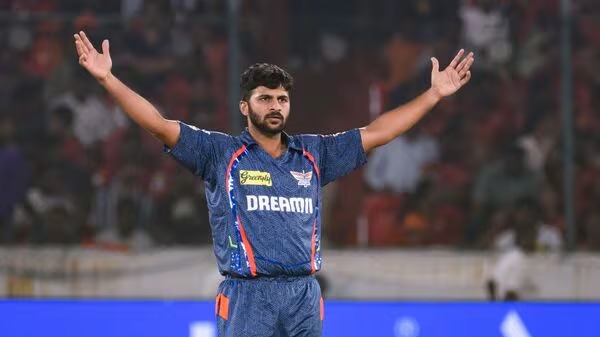 मुंबई इंडियंस और LSG के बीच शार्दुल ठाकुर और अर्जुन तेंदुलकर के संभावित ट्रेड पर चर्चा