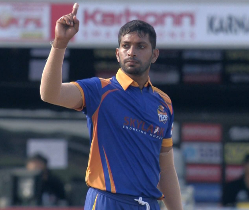 অভিষেক সাকুজা