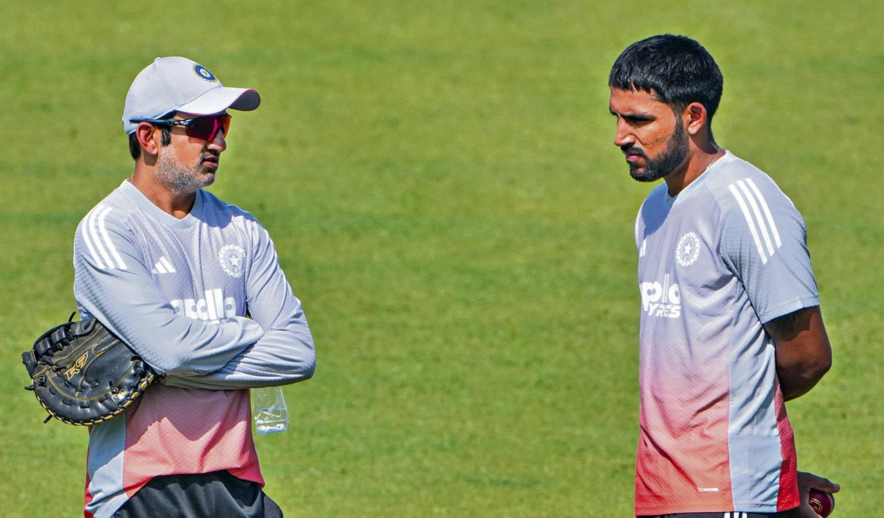 India Practise One-Pad Spin Drill Before 2nd Test as Sudharsan, Jurel Train Hard and Shubman Gill Remains Doubtful