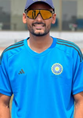 तन्मय तिवारी