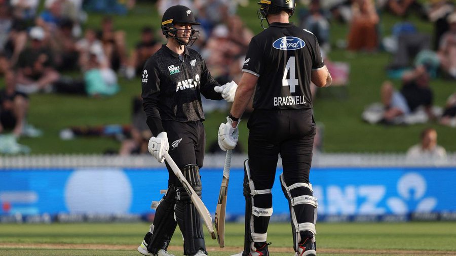 NZ vs WI 3rd ODI: न्यूज़ीलैंड ने वेस्ट इंडीज़ को चार विकेट से हराकर श्रृंखला 3-0 से जीती