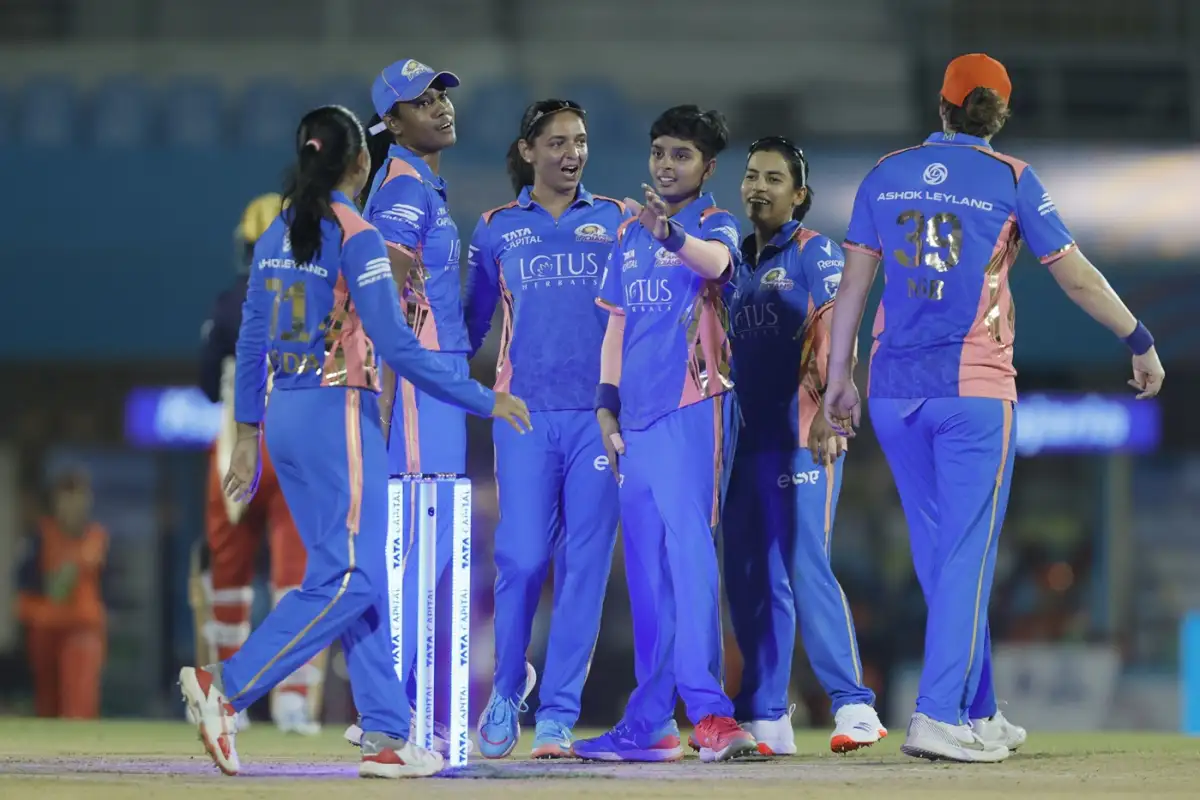 मुंबई इंडियंस WPL 2026: पूरी टीम, संभावित XI और विस्तृत SWOT विश्लेषण