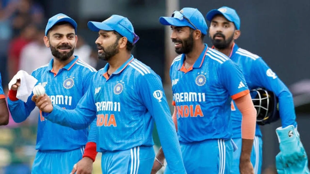 World Cup 2027: రోహిత్–విరాట్ లేకుండా గెలవలేము!..మాజీ క్రికెటర్ షాకింగ్ కామెంట్స్