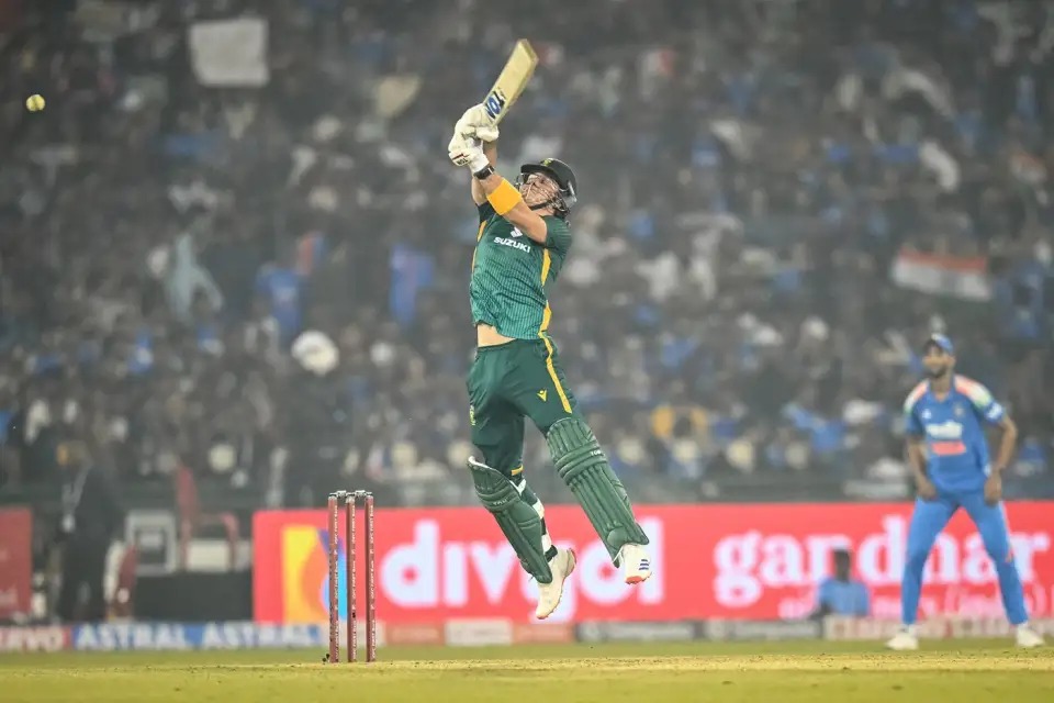 IND vs SA 2nd ODI: భారీ స్కోర్ చేసిన భారత్‌కు షాక్.. రెండు సెంచరీలు వ్యర్థం!