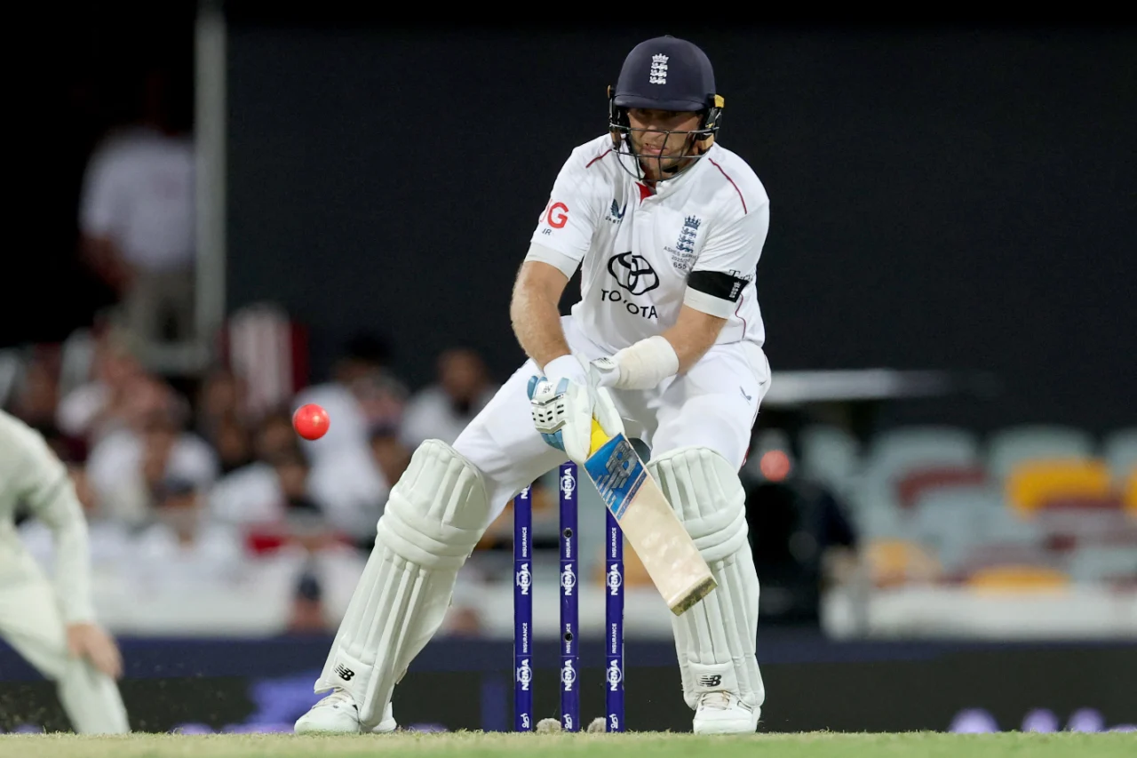 ENG vs AUS Day 1 Highlights: Root Shines, Starc Strikes Six as England Reach 325/9