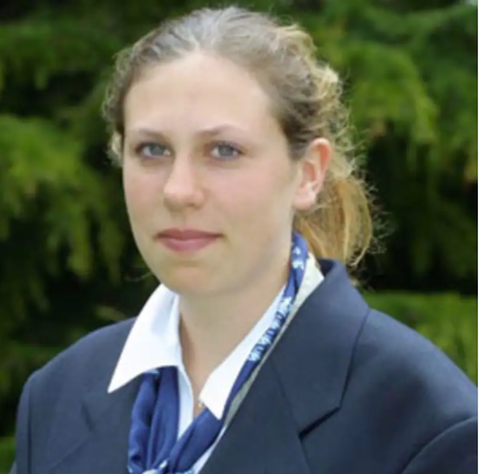 (W2) Laura Harper