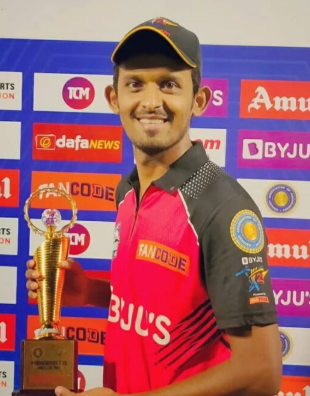 (W1) Akshay Jain