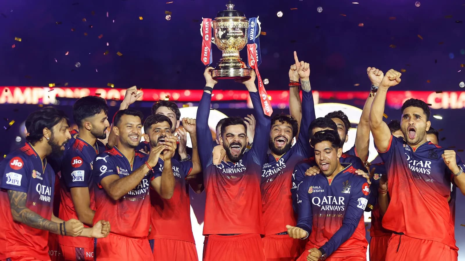 బెంగళూరులో మళ్లీ IPL మ్యాచ్‌లు: చిన్నస్వామి స్టేడియాకు కర్ణాటక ప్రభుత్వం గ్రీన్ సిగ్నల్