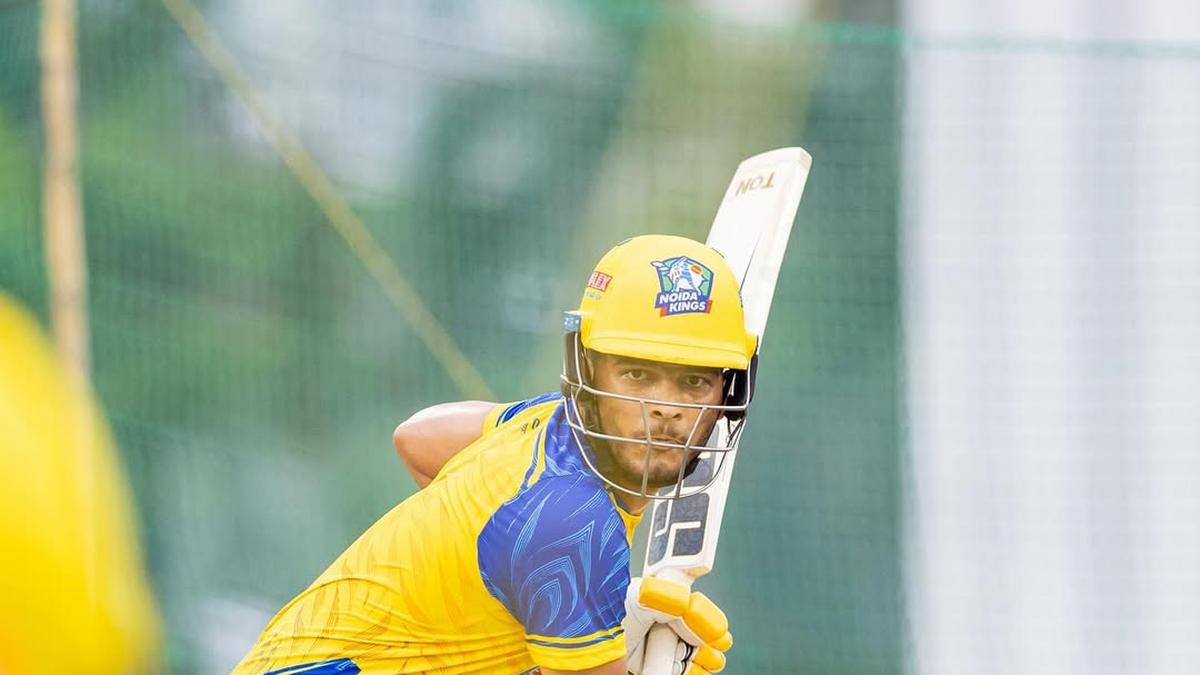 प्रशांत वीर कौन हैं: उम्र, ऊंचाई, आँकड़े, नेट वर्थ, और IPL 2026 की कीमत