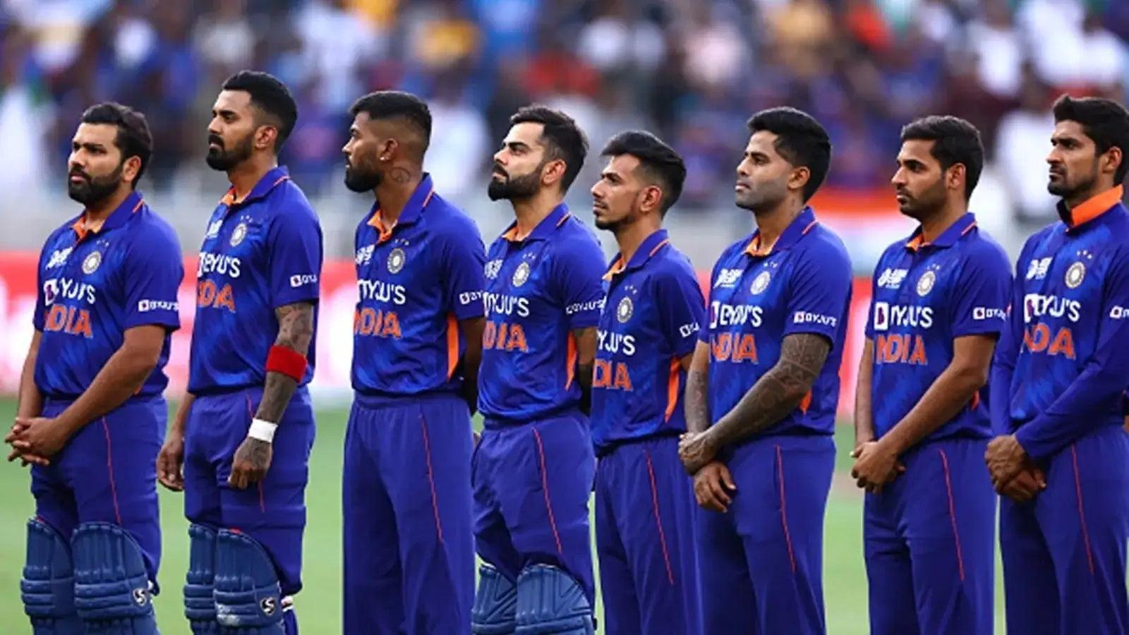 टी20 अंतरराष्ट्रीय क्रिकेट में अब तक का सबसे बड़ा टीम स्कोर जिम्बाब्वे का 344 रन पर 4 विकेट है, जो उन्होंने गाम्बिया के खिलाफ बनाया था।