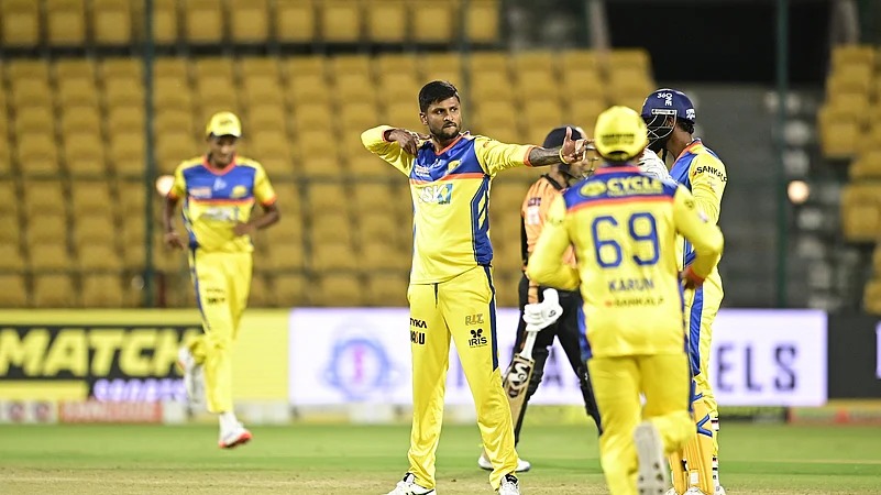 IPL में 9.25 करोड़ में बिके MI-CSK के पूर्व खिलाड़ी ने लिया संन्यास