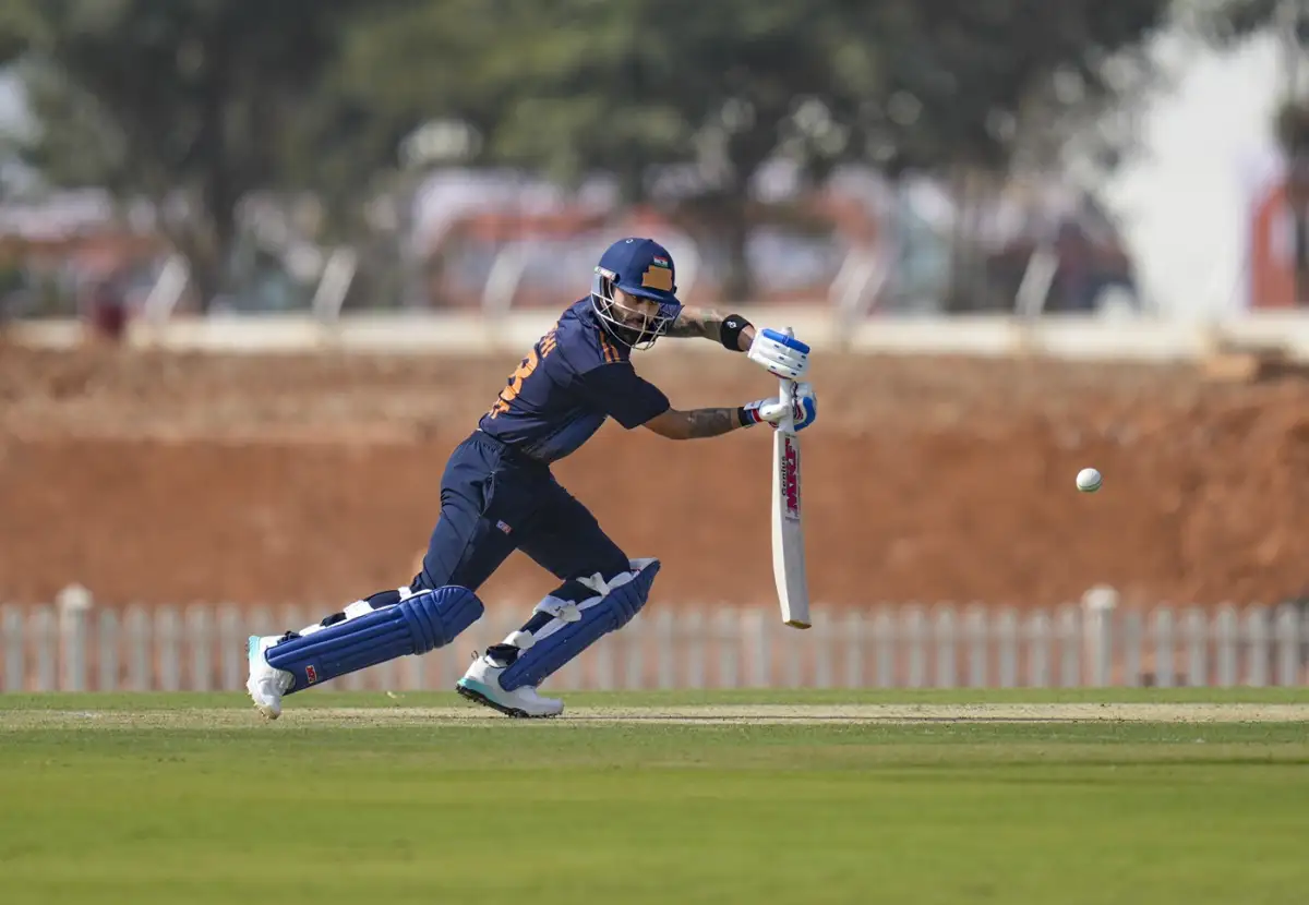 Virat Kohli Breaks Sachin Tendulkar’s Record With a Stunning Hundred on His Vijay Hazare Trophy Return