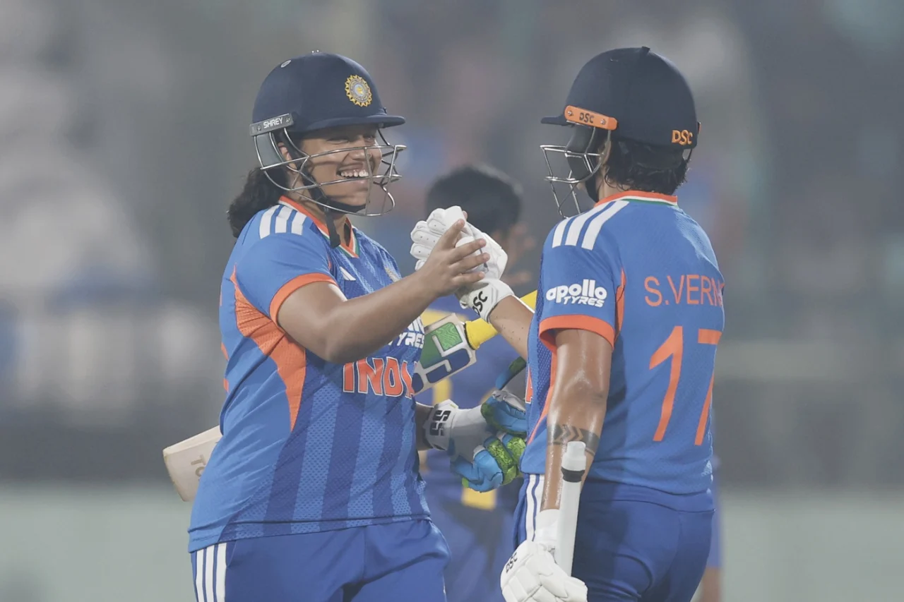 India Women Beat Sri Lanka by 7 Wickets, Take 2–0 Lead in T20I Series