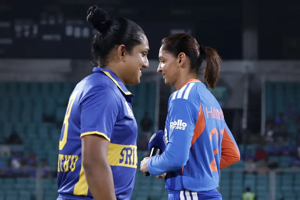IND-W बनाम SL-W चौथा T20I 2025: इंडिया विमेन बनाम श्रीलंका विमेन मैच कहाँ देखें, Dream11 टीम, हेड-टू-हेड, संभावित प्लेइंग XI और मैच की पूरी जानकारी