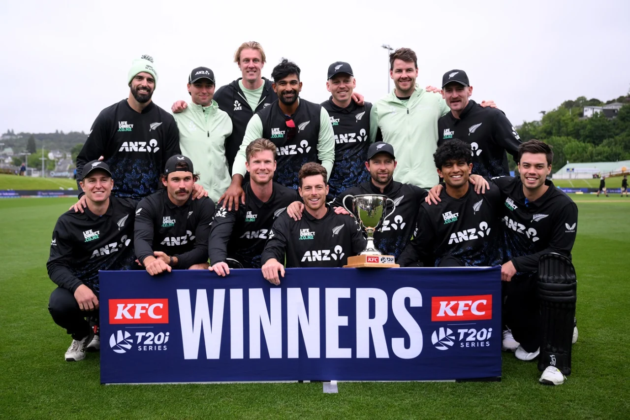New Zealand Announce T20 World Cup 2026 Squad: Santner, Allen Return Despite Injury Concerns