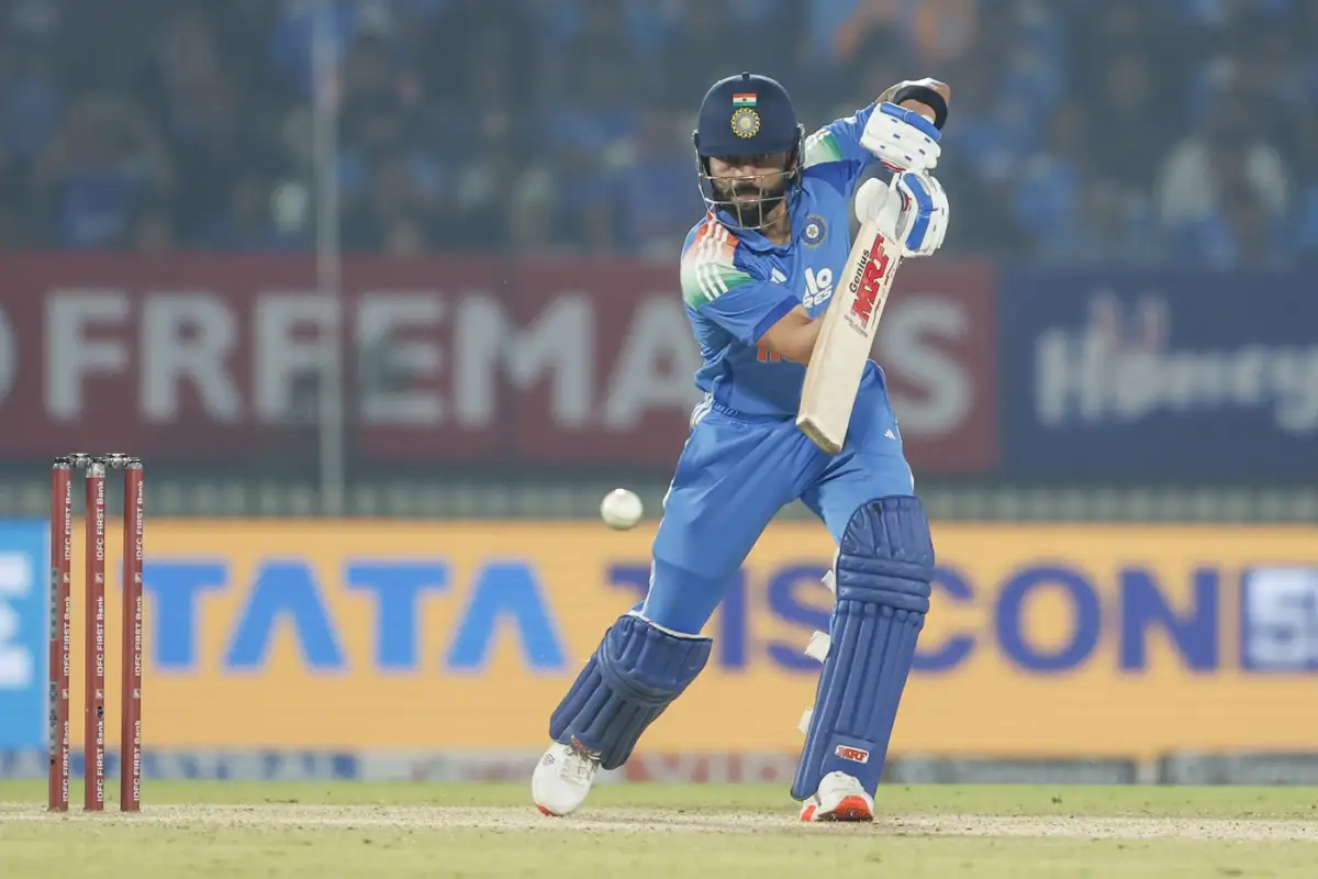 लगभग 5 साल बाद विराट कोहली फिर बने नंबर-1 ODI बल्लेबाज़, रोहित शर्मा को शीर्ष स्थान से हटाया