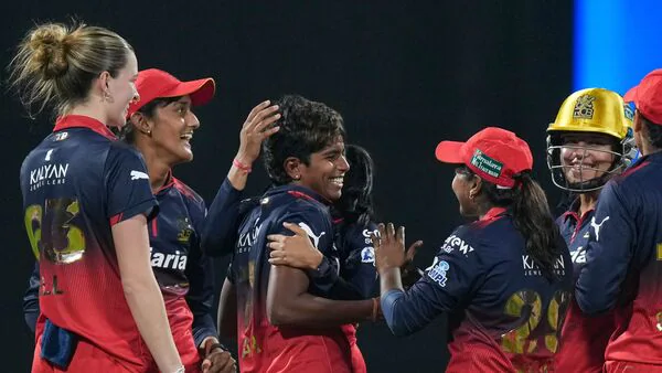 వరుసగా నాలుగో గెలుపు – ఢిల్లీపై RCB మహిళల ఘన విజయం