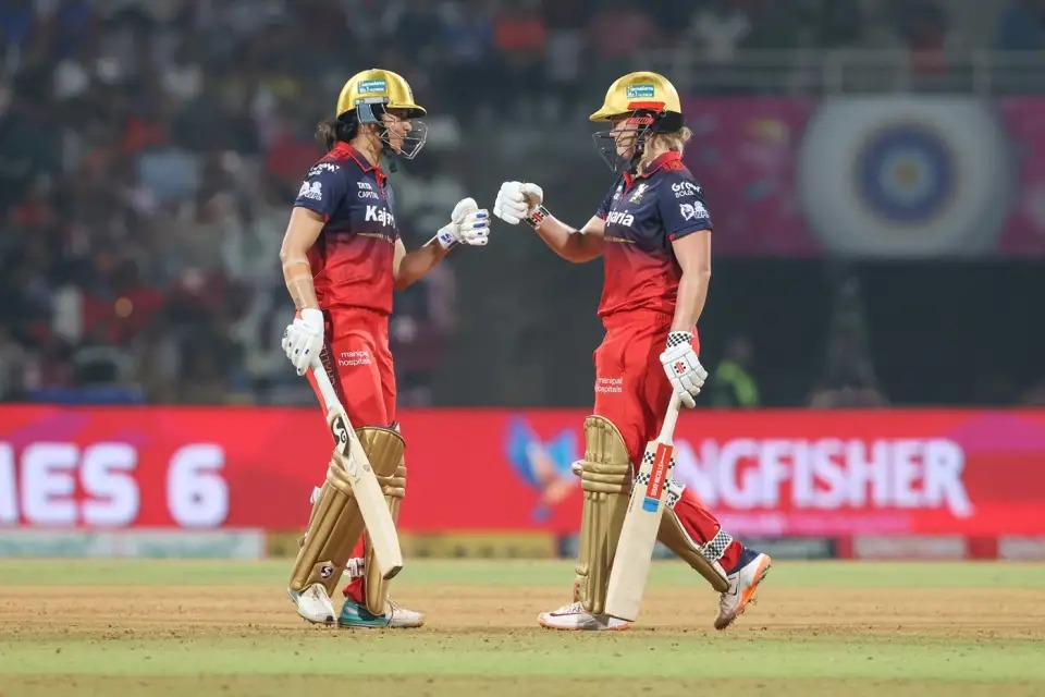 RCB W vs DC W Highlights: RCB విజయంలో స్మృతి మంధానా కీలక పాత్ర, కానీ WPL సెంచరీ మిస్