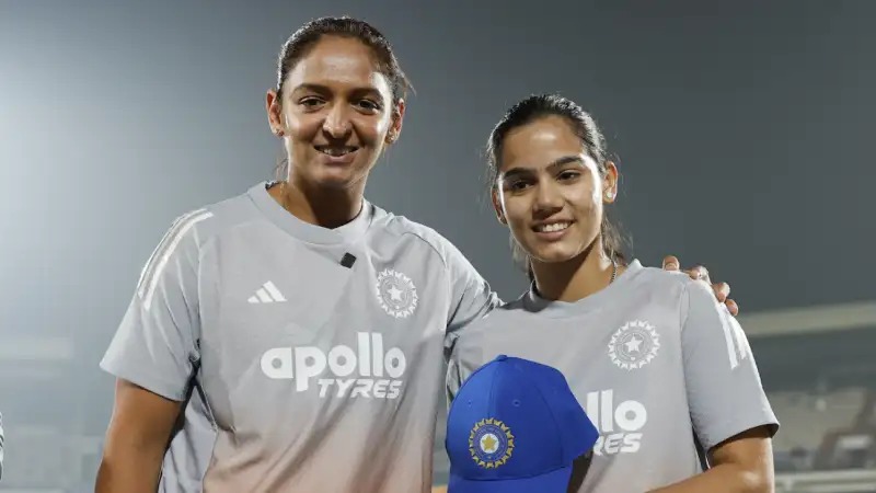 WPL 2026: कमलिनी की चोट के बाद वैष्णवी शर्मा मुंबई इंडियंस में शामिल