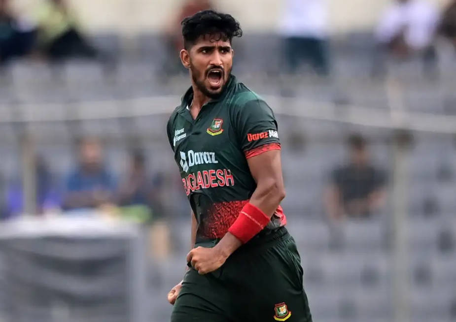 খালেদ আহমেদ