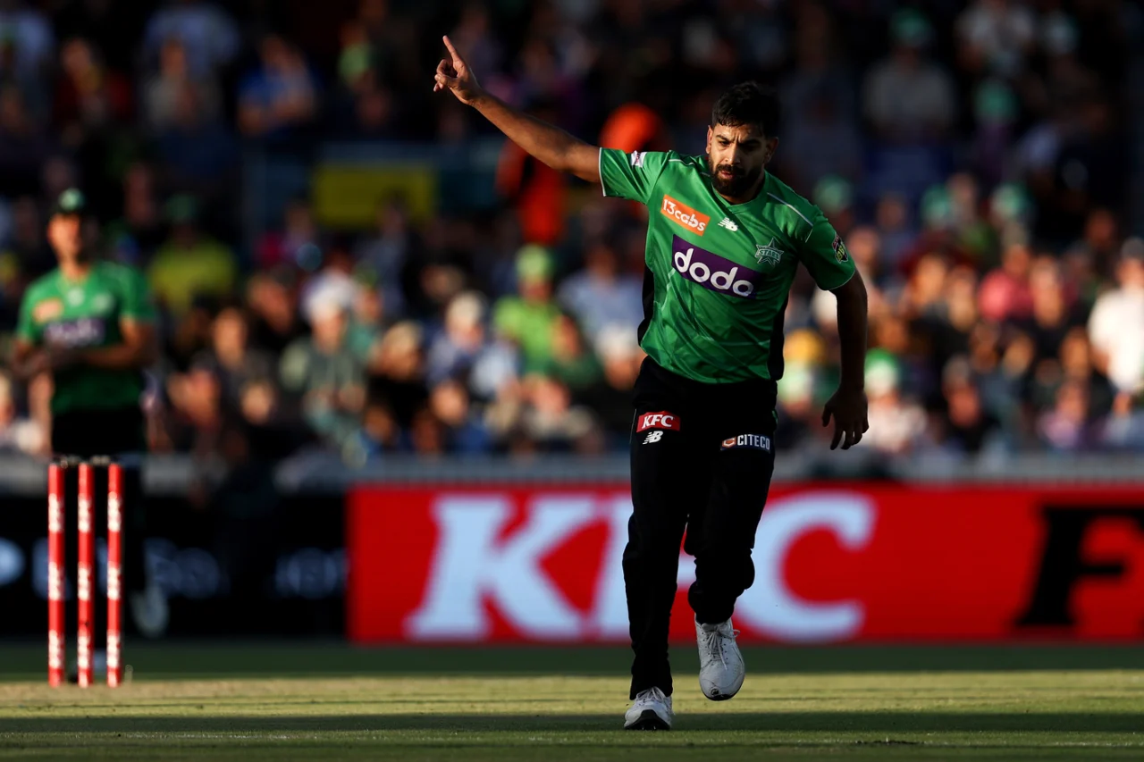 Rauf’s BBL journey ends as Hurricanes pounce on Stars in a rain-hit game