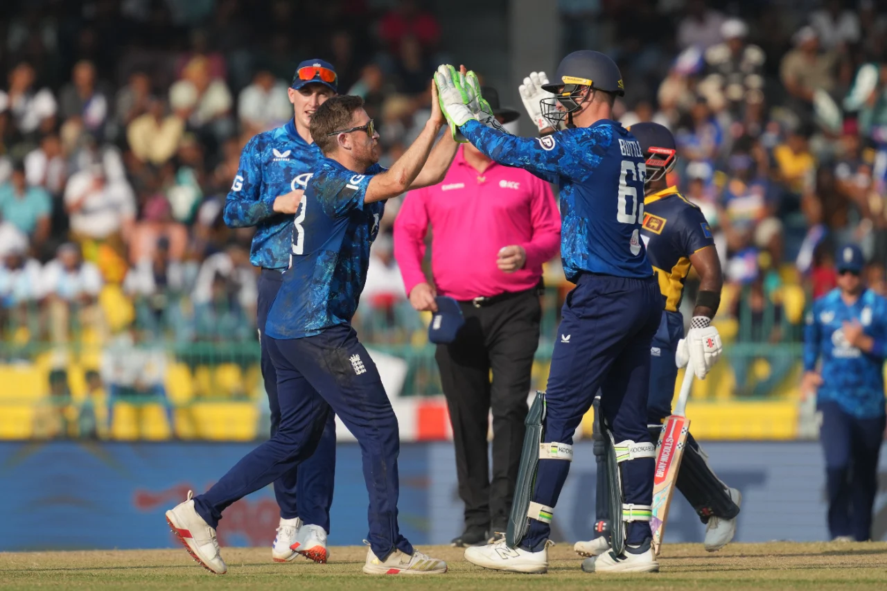 England Beat Sri Lanka by 5 Wickets as Buttler Shines, Series Levelled
